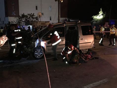 S­a­k­a­r­y­a­’­d­a­ ­t­r­a­f­i­k­ ­k­a­z­a­s­ı­:­ ­2­’­s­i­ ­ç­o­c­u­k­ ­1­0­ ­y­a­r­a­l­ı­